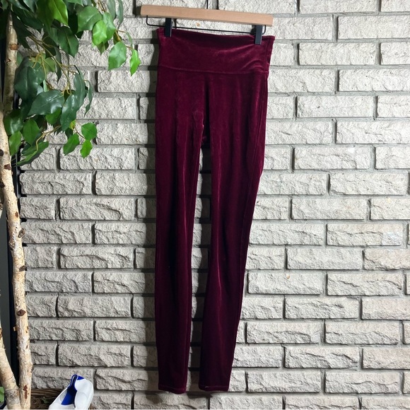 Spanx Velvet Leggings in Color Rich Burgundy - Picture 3 of 8